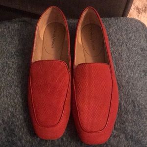 Donald Pilsner Red Loafers